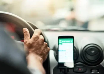 Motorista de aplicativo - Reprodução/iStock