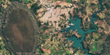 Imagem vista de cima da Serra de Caldas, divulgada pela Nasa  • NASA/Wanmei Liang/ USGS