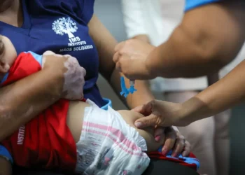 Vacinação infantil em queda ameaça milhões de crianças - Imagem: Fabio Rodrigues-Pozzebom/ Agência Brasil