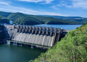Maior barragem hidroelétrica do mundo está sendo construída
