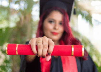 Universidades são obrigadas a emitir diploma digital