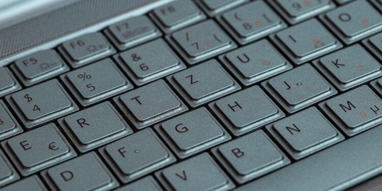 Teclados sem distração estão sendo lançados para recuperar atenção