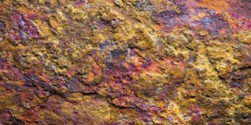 Entenda por que os Estados Unidos estão de olho nos minerais de terras raras
