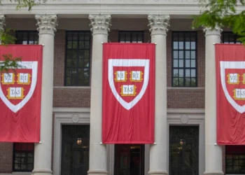 Harvard viola lei dos Direitos Civis por tratamento aos judeus - Imagem: Divulgação/Harvard University