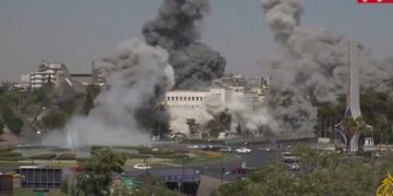 Síria acusa Israel pelos ataques aéreos na sua capital - Imagem: Reprodução/Al Jazeera