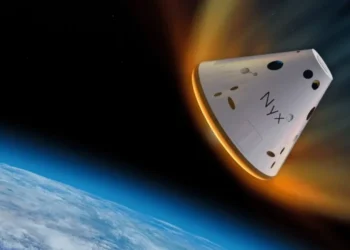 Ilustração da cápsula Nyx durante a reentrada na atmosfera terrestre (The Exploration Company/ESA/Reprodução)