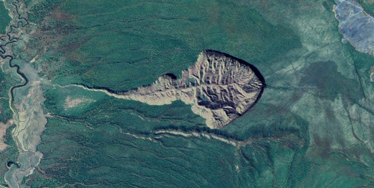 A cratera de Batagaika, situada na Sibéria Oriental, criou-se como resultado do degelo do permafrost.
