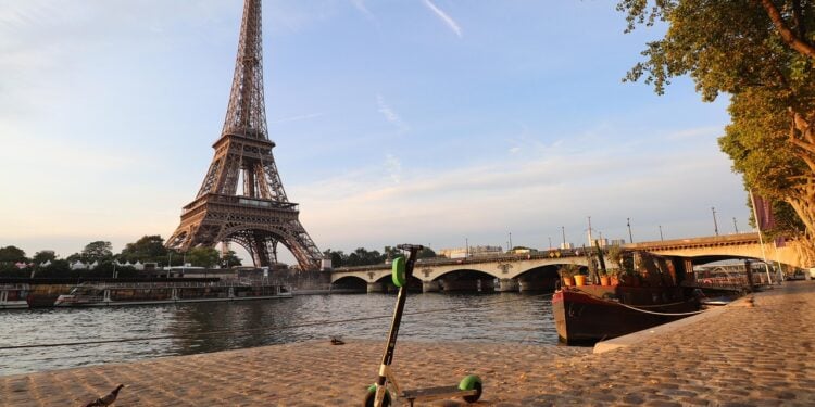Rio Sena, em Paris, é reaberto após um século interditado - Imagem: Pixabay