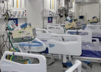 Estado enfrenta alerta com UTIs lotadas por causa da gripe - Imagem: Rogerio Santana/Governo do Rio de Janeiro