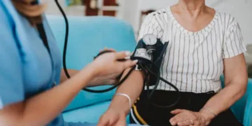 Aparelho de pressão - Reprodução/iStock