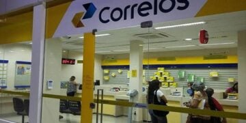 1,3 milhão de aposentados foram ao Correios solicitar reembolso - Imagem: Agência Brasil