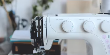 Máquina de costura - Reprodução/Unsplash