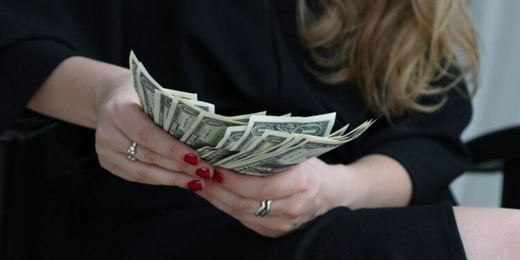 200 vagas para curso que vai te fazer ganhar em dólares - Imagem: Pixabay