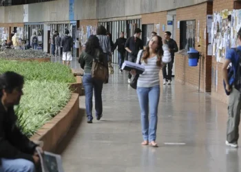 Cursos da faculdade desta região ficam sem aval do MEC - Imagem: Agência Brasil