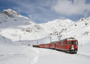 Viagens de trem viram tendência luxuosa no turismo global - Imagem: Pixabay