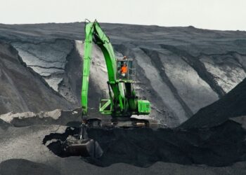Projeto pode criar estatal para controlar minerais estratégicos no Brasil