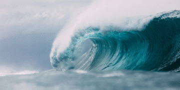 Estudo revela que tsunamis podem se comportar de forma imprevisível e perigosa