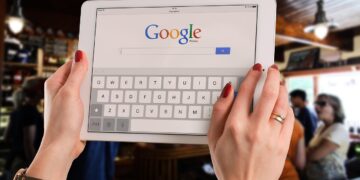 Google pode exibir suas conversas com o ChatGPT nas buscas - Imagem: Pixabay
