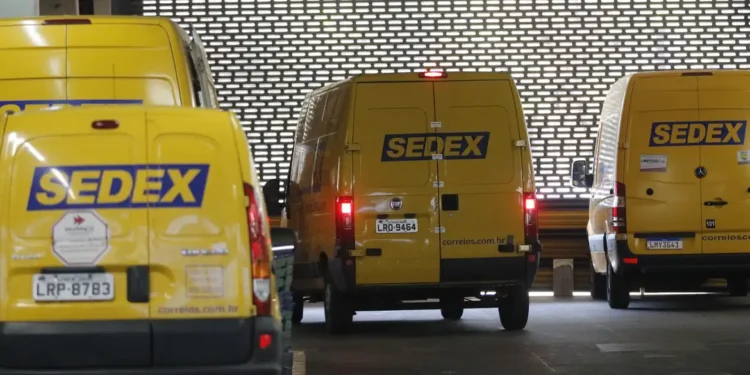 Correios vão entrar em greve em agosto de 2025? Decisão foi tomada - Imagem: Fernando Frazão/Agência Brasil