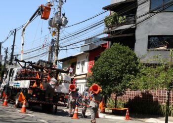 São Paulo pede revisão de critérios antes de renovar contrato da Enel - Imagem: Rovena Rosa/Agência Brasil