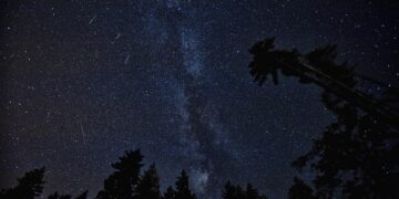 Chuva de meteoros irá iluminar o céu neste mês de agosto - Imagem: Pixabay