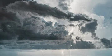 Segunda (4) começa com risco de tempestades em vários estados - Imagem: Pixabay