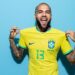 Daniel Alves está de volta e decide vestir camisa de gigante do futebol