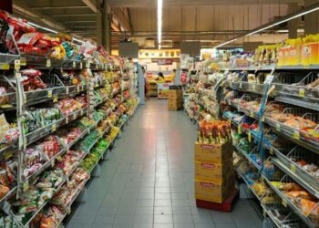 Supermercados passam a adotar regra que beneficia consumidores