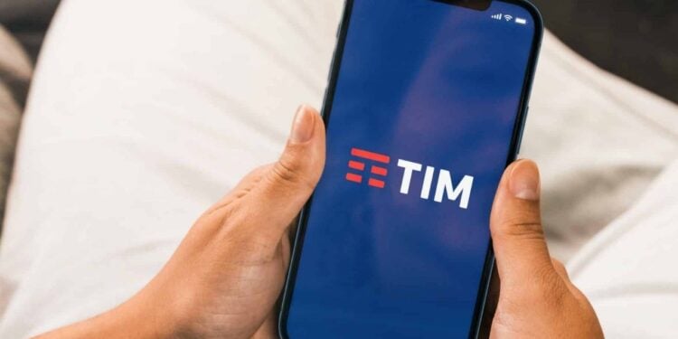 Tim surpreende e anuncia fim do ciclo: clientes precisam ser orientados