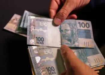 Usuário do ChatGPT simulou lucro e acabou com empresa avaliada em 25 mil dólares - Imagem: Marcello Casal Jr/Agência Brasil