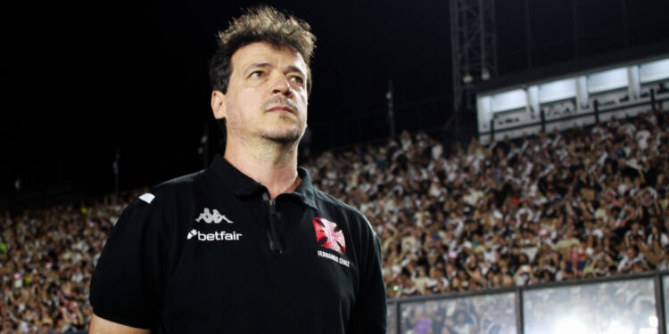 Fernando Diniz foi comunicado sobre saída no Vasco - Imagem: Divulgação/Vasco