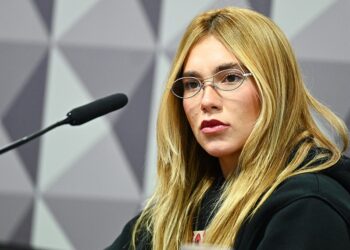 Virgínia Fonseca é pega no flagra jantando com astro do futebol mundial - Imagem: Andressa Anholete/Agência Senado