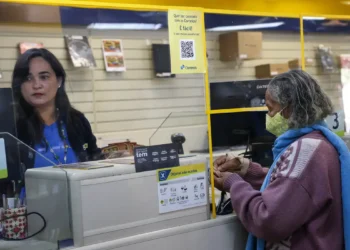 Idade mínima para mulheres se aposentar foi alterada - Imagem: Antonio Cruz/Agência Brasil