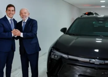 Lula recebeu super carro de presente: seu queixo vai cair! - Imagem: Divulgação/Chevrolet/Presidência da República