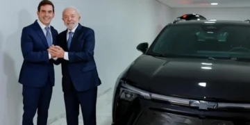 Lula recebeu super carro de presente: seu queixo vai cair! - Imagem: Divulgação/Chevrolet/Presidência da República