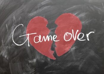 Casal homossexual terminou relação por conta de traição - Imagem: Pixabay