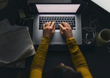 Home Office - Reprodução