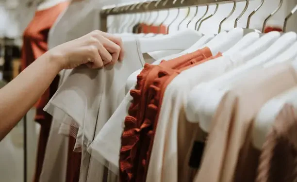 Loja de roupa - Reprodução/iStock