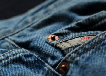 Se você passou dessa idade, talvez seja hora de abandonar o jeans