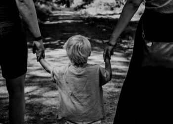 Estudo revela efeitos psicológicos de filhos únicos
