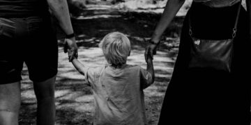 Estudo revela efeitos psicológicos de filhos únicos