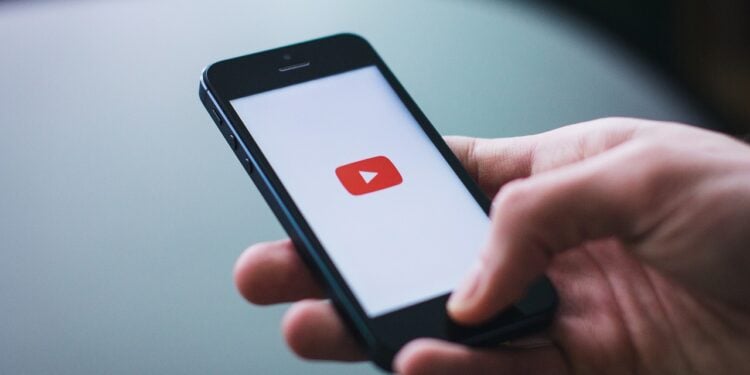 YouTube quer que funcionários façam 'demissão voluntária' após IA - Imagem: Pixabay