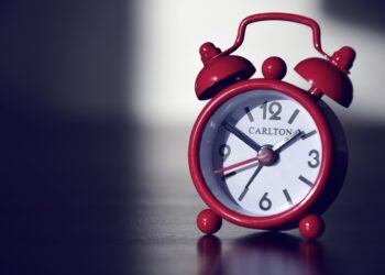 Você vai se surpreender com o motivo de acordar muitas vezes de madrugada - Imagem: Pixabay