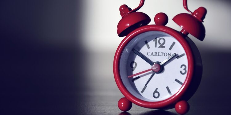 Você vai se surpreender com o motivo de acordar muitas vezes de madrugada - Imagem: Pixabay