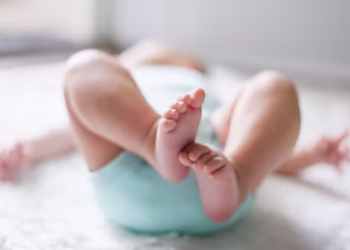 Bebês - Reprodução/iStock