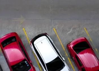 Estacionamento - Reprodução/iStock