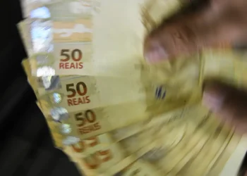 Influenciador vai pagar R$ 50 mil por pegadinhas na rua com desconhecidos - Imagem: Marcello Casal Jr/Agência Brasil