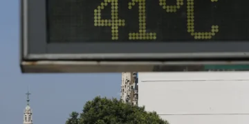 Bairros de baixa renda são os que mais sofrem com mudança climática - Imagem: Fernando Frazão/Agência Brasil