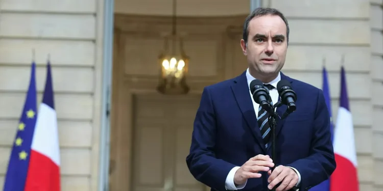 Primeiro-ministro renuncia ao cargo após 27 dias - Imagem: Divulgação