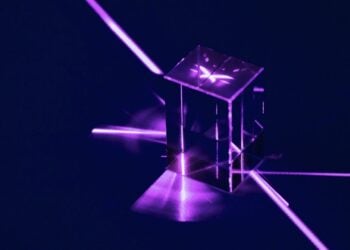 Cientistas criam nova fonte de luz que dispensa espelhos